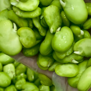 باقالی سبز پاک شده