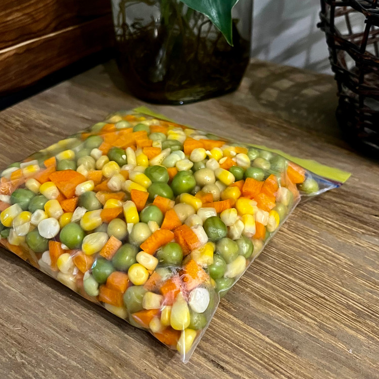 مخلوط سبزیجات نعنا آبی ۴۰۰ گرمی